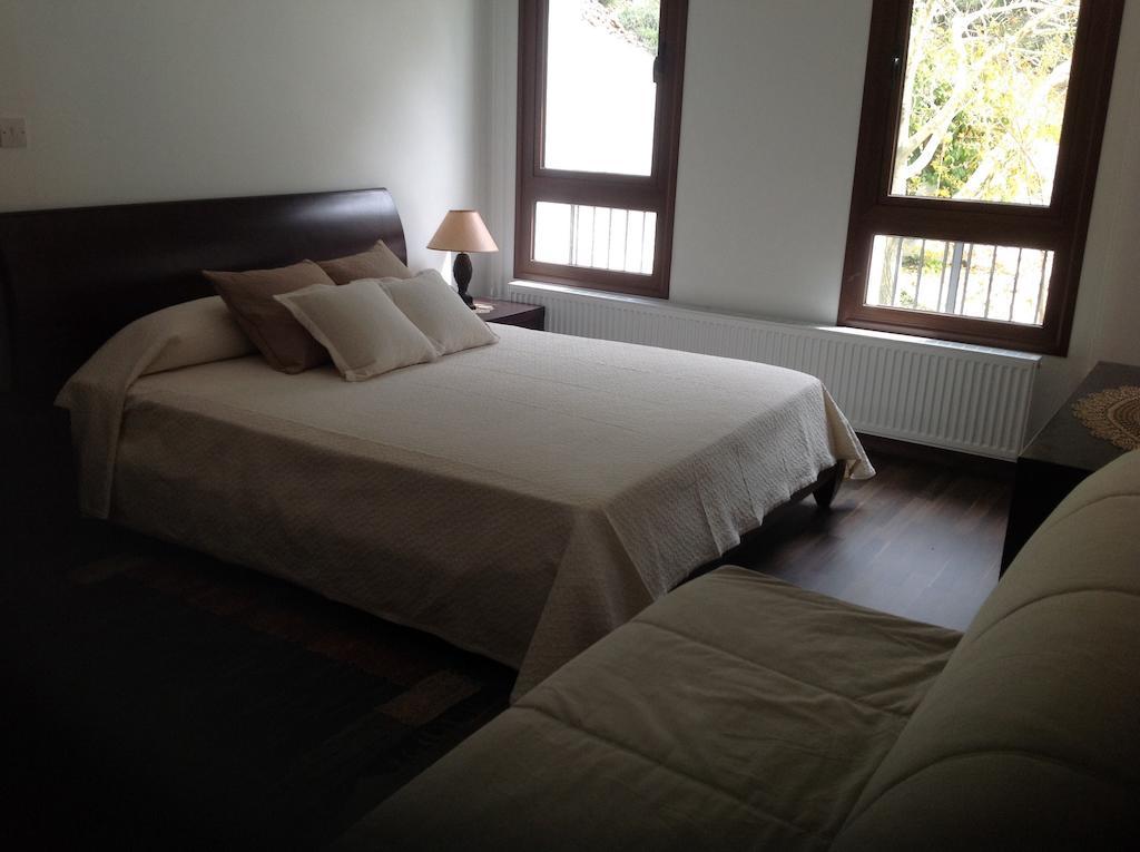 Ferienwohnung Ta Spitakia Tis Theodosias Kalopanagiotis Zimmer foto